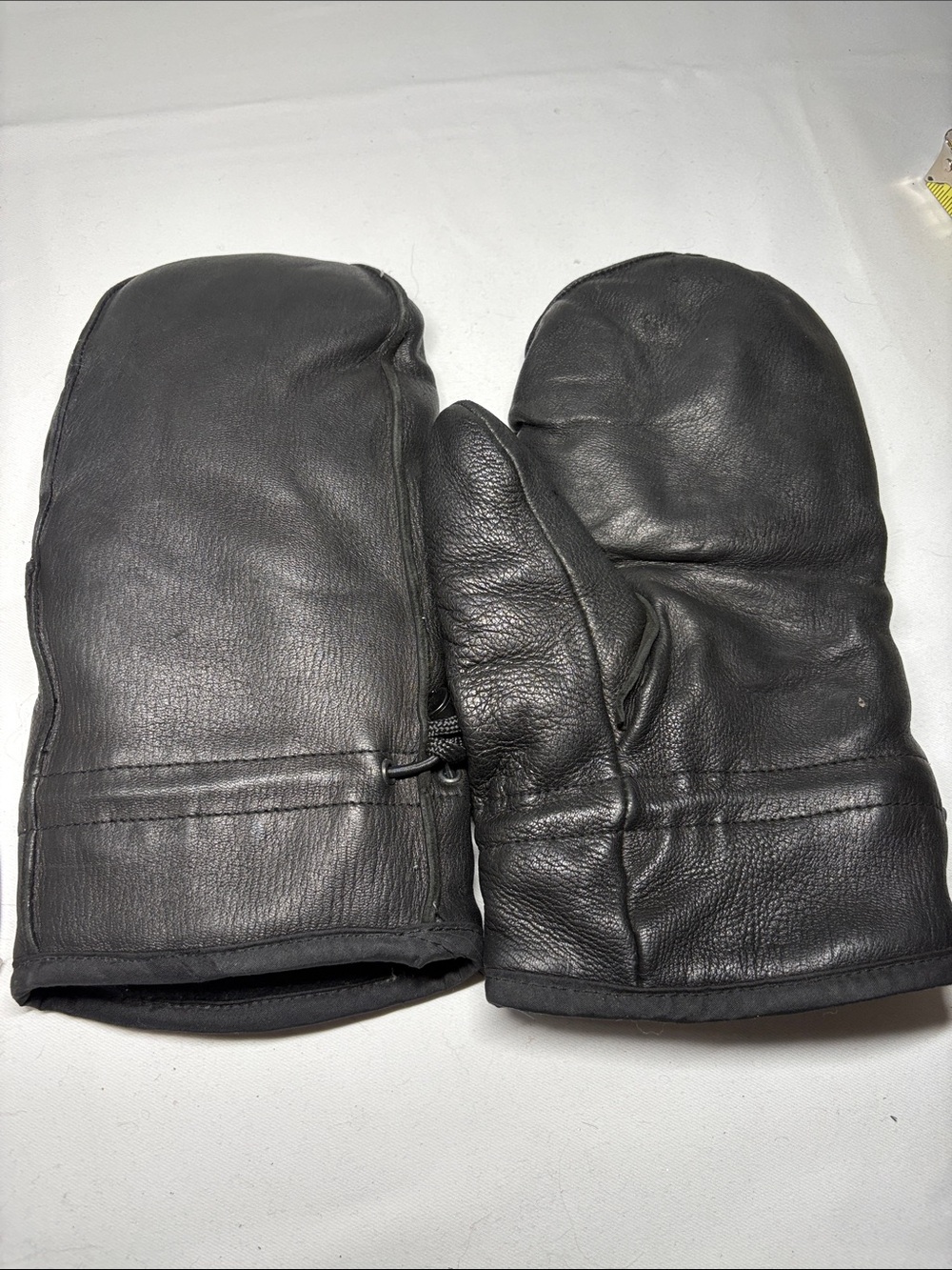 Black Leather Mitten with Finger Dividers inside